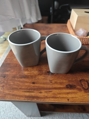 Grey mugs - grey,