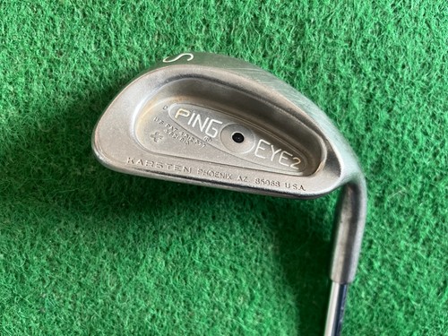 Ping eye black - eye, sand
