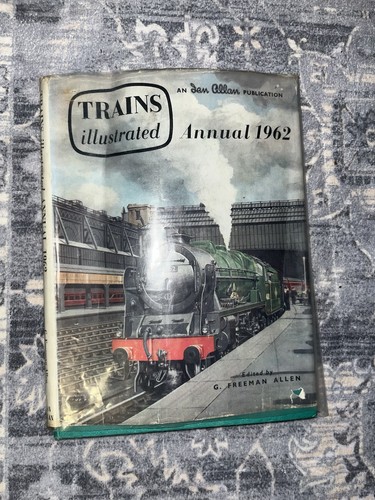 Trains illustrated annual - trains,