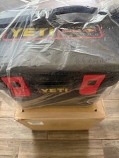 YETI X ORACLE RED BULL RACING