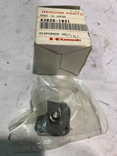 Genuine oem kawasaki z650 - kawasaki,