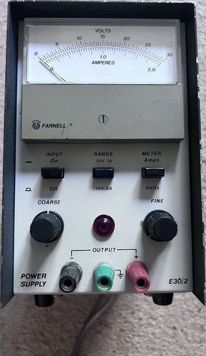 Farnell e30 linear - farnell, e30/2