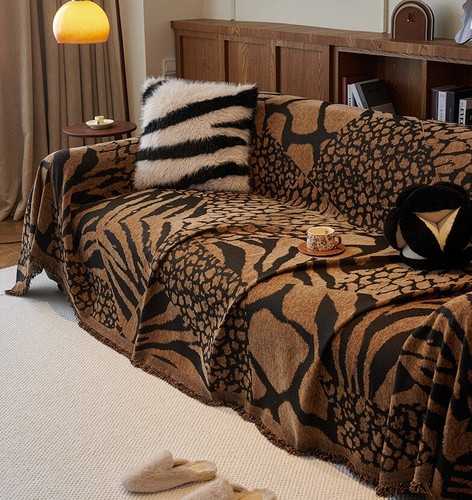 Tiger print large chenille - print,