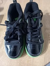 Heelys UK Size 1 In Black And