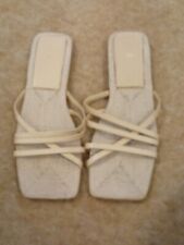 Zara Size 39 Flat Flip Flop Sandals  Beige