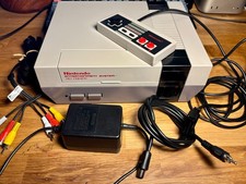 Nintendo NES Entertainment System Console Controller WWF Wrestlemania Challenge