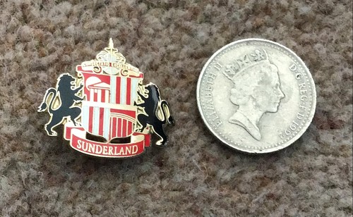 Sunderland crest brooch badge - sunderland,