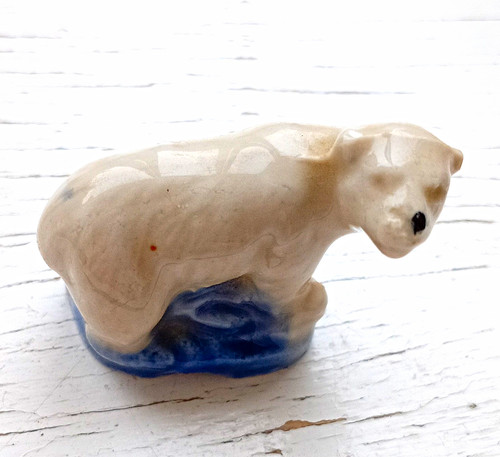 Wade ceramic polar bear - polar,