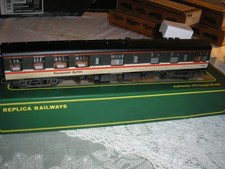 Replica Railways 12102 Mk1  Buffet executive Coach  In BR Green - OO Gauge