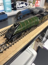 Hornby dublo 2211 / 3211 3 - Rail BR 4-6-2 A4 60030 Golden Fleece