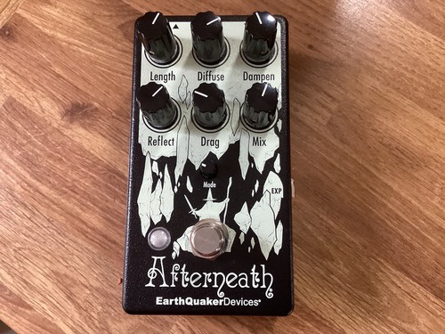 Earthquaker devices afterneath - earthquaker,