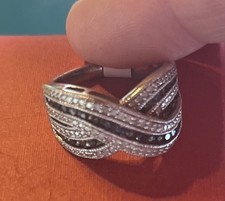 BLACK & WHITE GENUINE DIAMOND