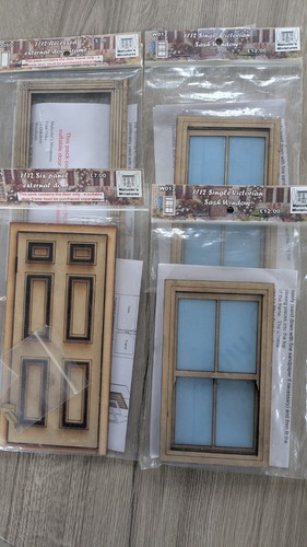 Scale dolls house - scale, windows