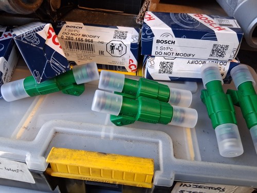 Bosch giant green injectors - bosch,