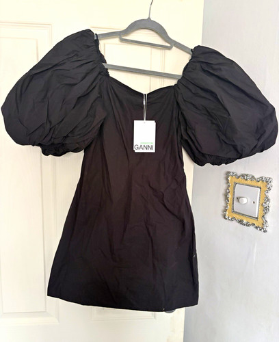 Ganni black square - black, neck