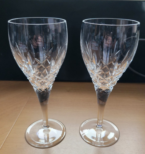 Royal doulton crystal - x,