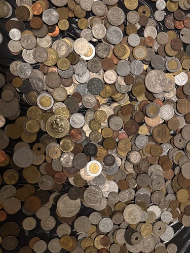 100 mixed world coins job - 100+,