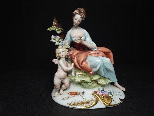 Antique vintage capodimonte - vintage,