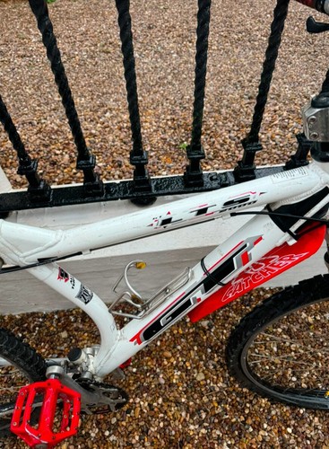 Mountain bike full - gt,