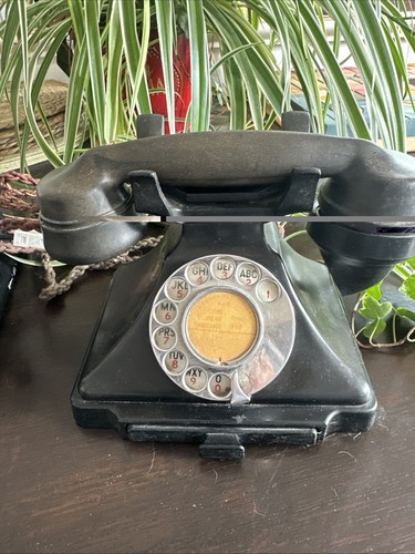 Bakerlite black phone 1950s - bakerlite,