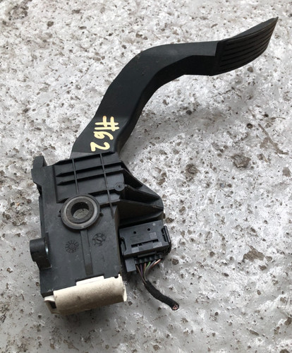 Peugeot boxer 435 accelerator - peugeot,