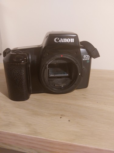 Canon eos 1000f 35mm - 35mm, film