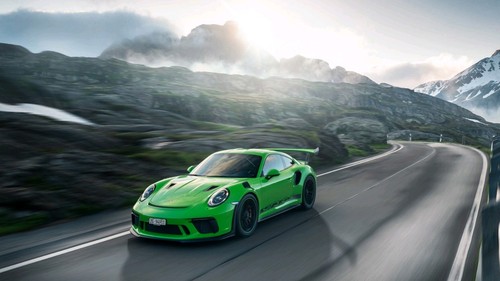 Porche gt3 green sports car - green,