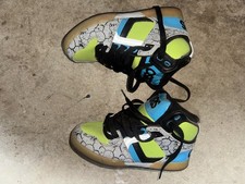 Osiris NYC 83 SLM Y2k unisex Size 4 green black grey used but good 