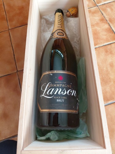 Lanson champagne empty - lanson,