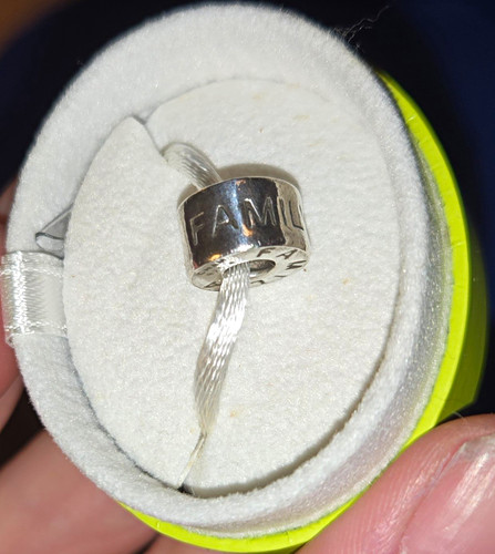 Genuine retired chamilia 925 - genuine,