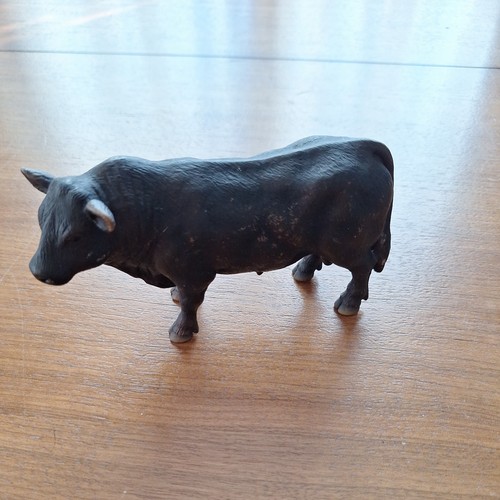 Schleich cow black - cow,, bull