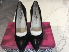 Mary G Ultimate Collection Black Leather And Suede Court Shoes 