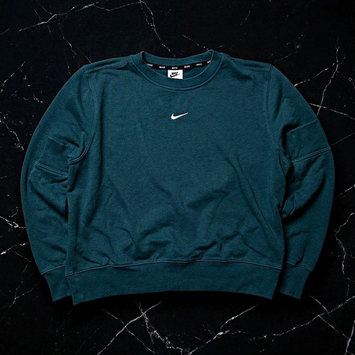 Nike females green - crew, neck