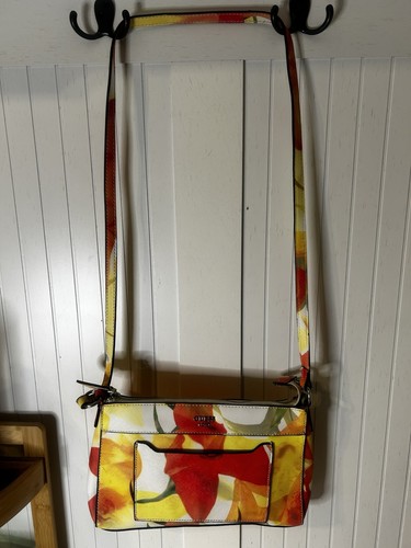 Guess floral crossbody - guess,
