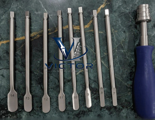 Spine disc distractor with - disc,