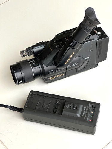 Panasonic vhs movie camera - vhs-c,