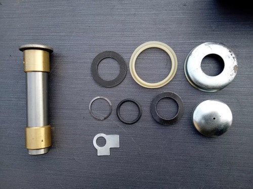 Bay window steering idler - window?,