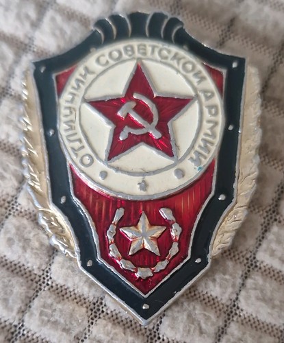 Original soviet ussr badge - original,