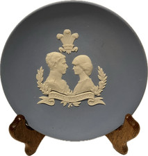 1981 Wedgwood Jasperware Royal