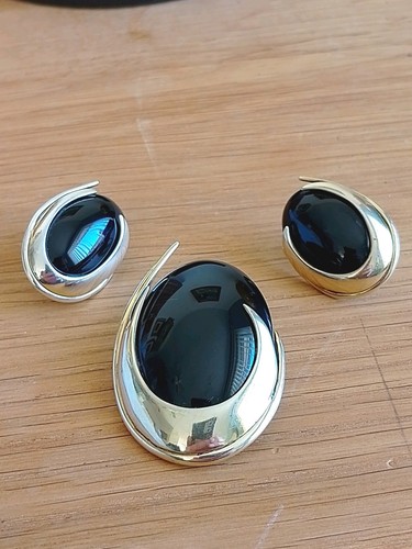 Exquisite modernist - modernist, uk