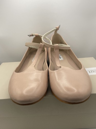 Clarks woman festival - clarks, glee"