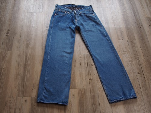Levis 902 type rca back - type,