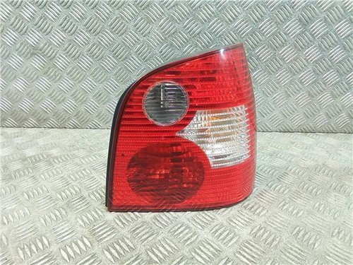 Rear right light - right,