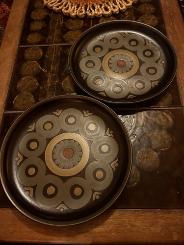 Denby arabesque dinner plates - denby,