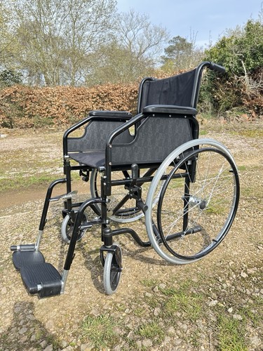 Manual wheelchair with - manual,