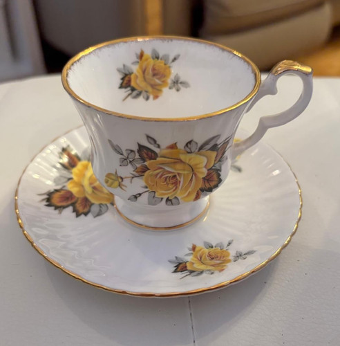 Vintage royal windsor fine - royal,