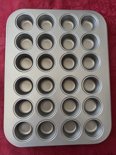 Non stick pan mini cupcake - non,