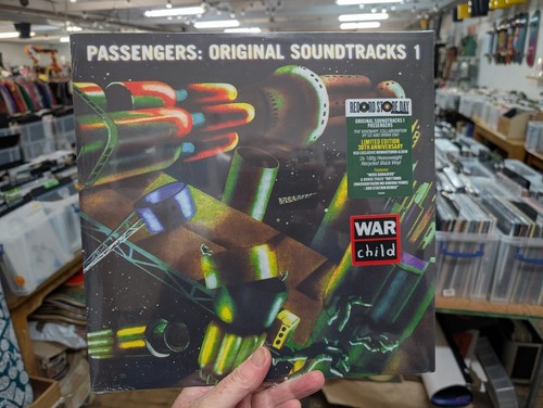 Passengers original - u2,