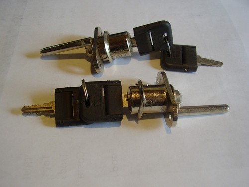 Silver filing cabinet lock - silver,