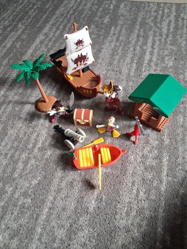 Mickey mouse friends pirate - mickey,